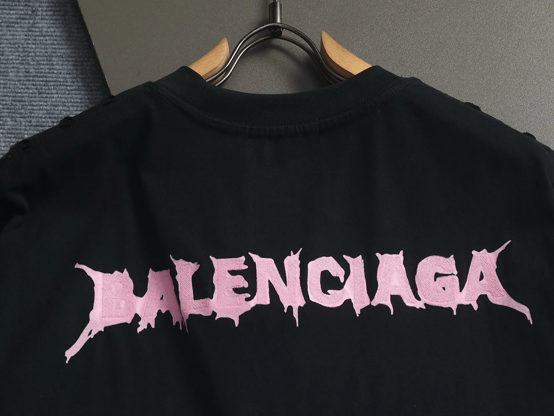 BALENCIAGA logo Logo ， Retro Same Style T 320 Versatile : Black Size：S M L XL